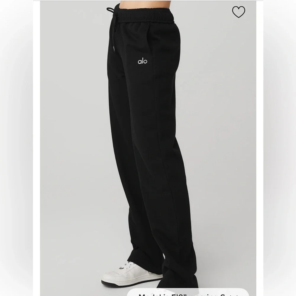 ALO Yoga Unisex “Accolade” Sweat Pant 31” Inseam (XS) *BESTSELLER AT ALO* - Picture 3 of 10